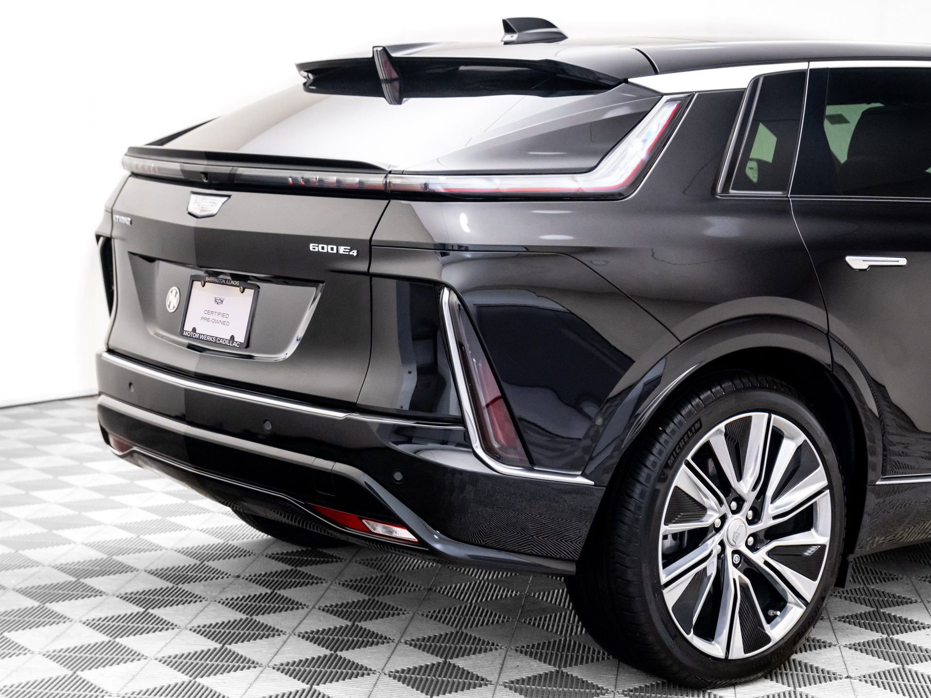 Certified 2025 Cadillac Lyriq Luxury w/ LPO, Floor Liner Package image 39