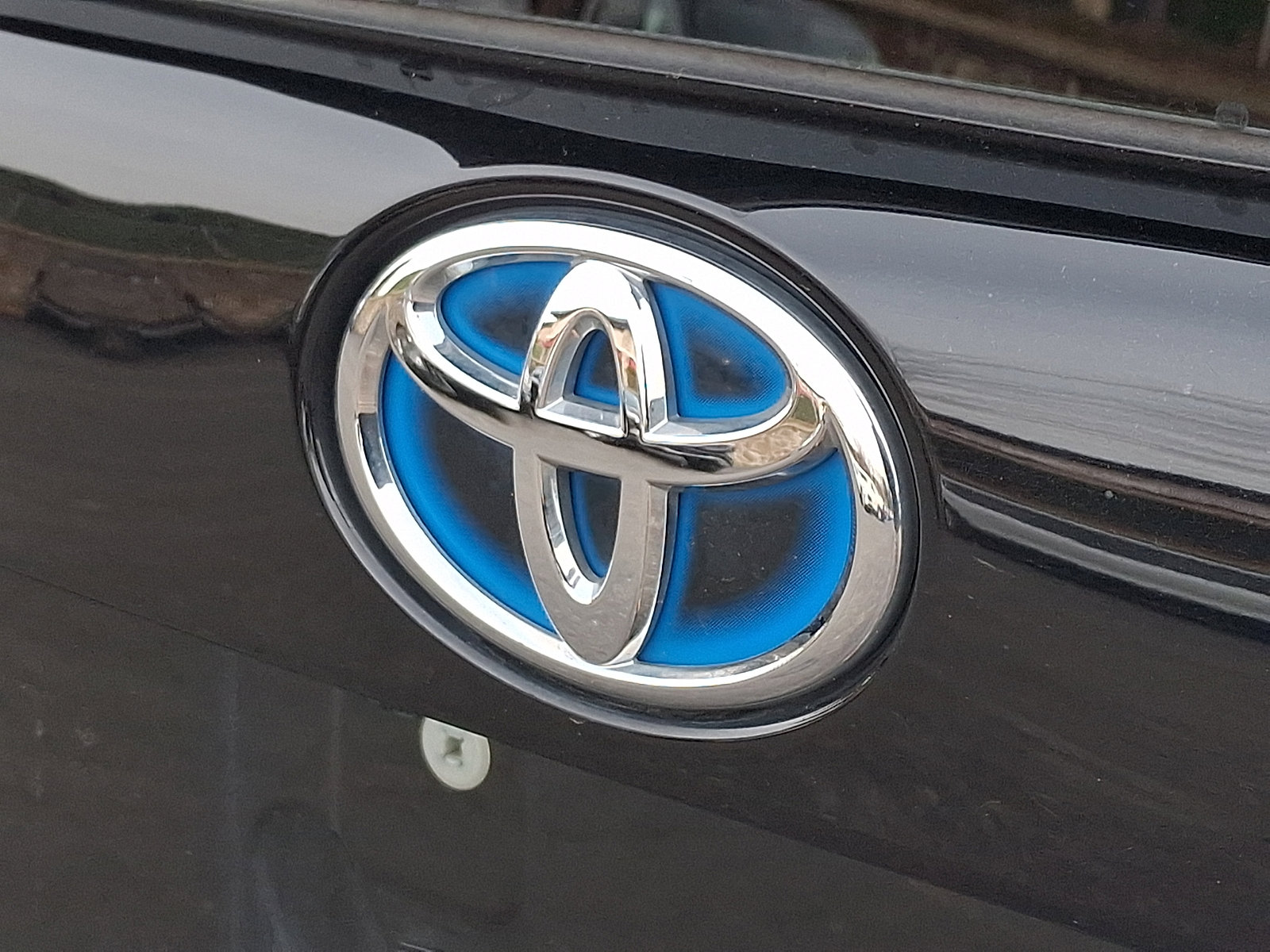 Used 2019 Toyota Prius LE image 29