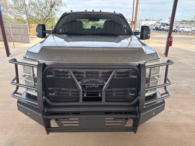 Used 2024 Ford F350 4x4 Crew Cab DRW Super Duty image 2