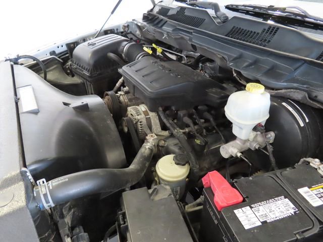 Used 2011 RAM 1500 ST w/ Chrome Appearance Group image 23