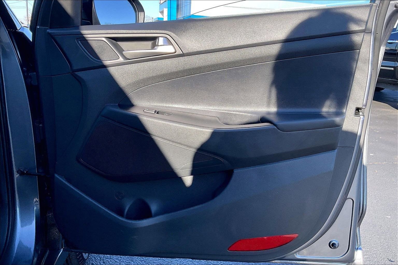 Used 2019 Hyundai Tucson SEL image 22