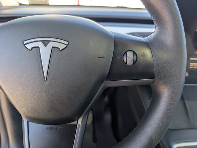 Used 2024 Tesla Model Y Long Range RWD image 14