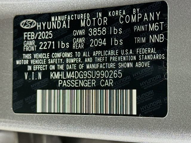 Certified 2025 Hyundai Elantra Sport FWD image 16