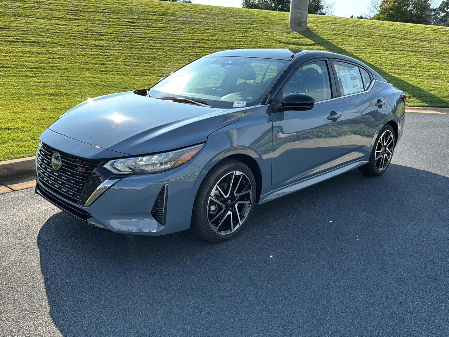 New 2025 Nissan Sentra SR