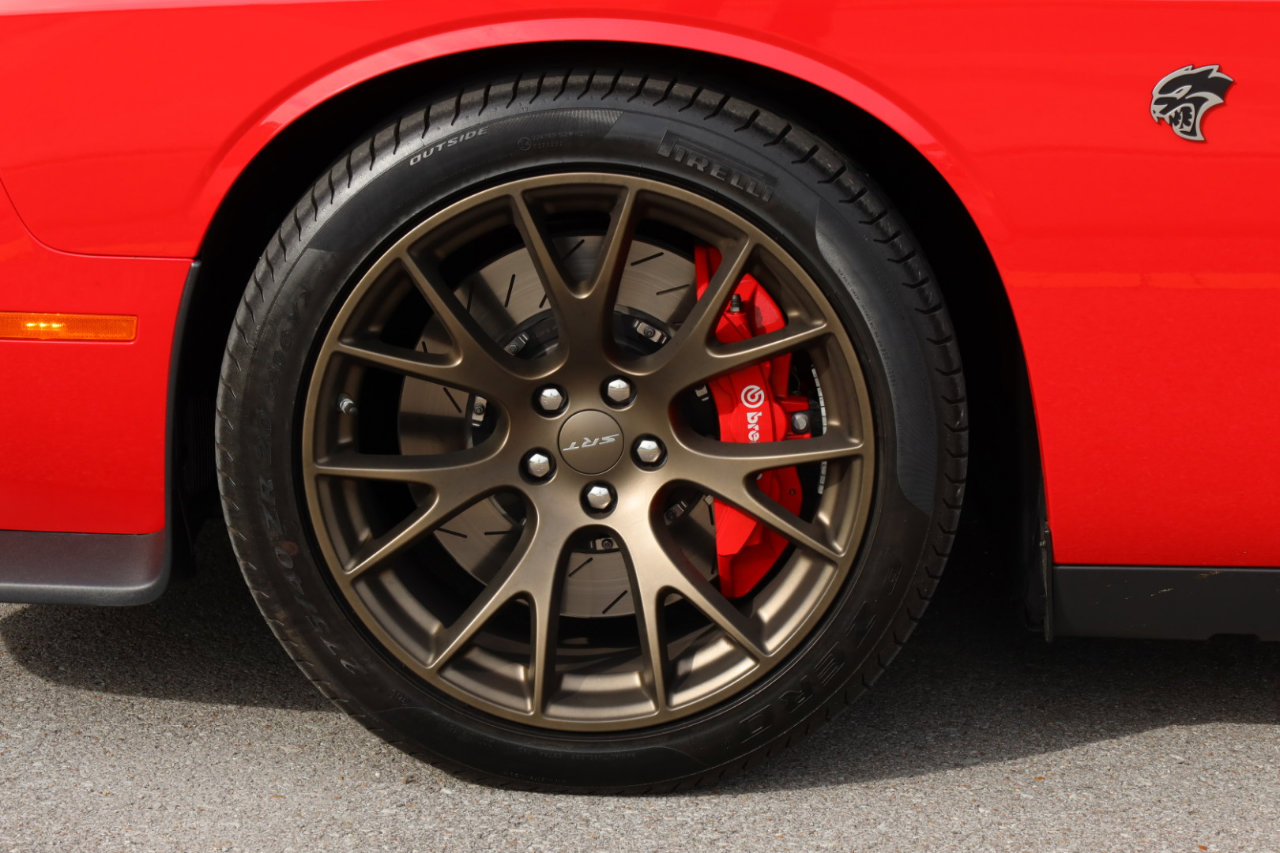 Used 2017 Dodge Challenger SRT Hellcat image 27