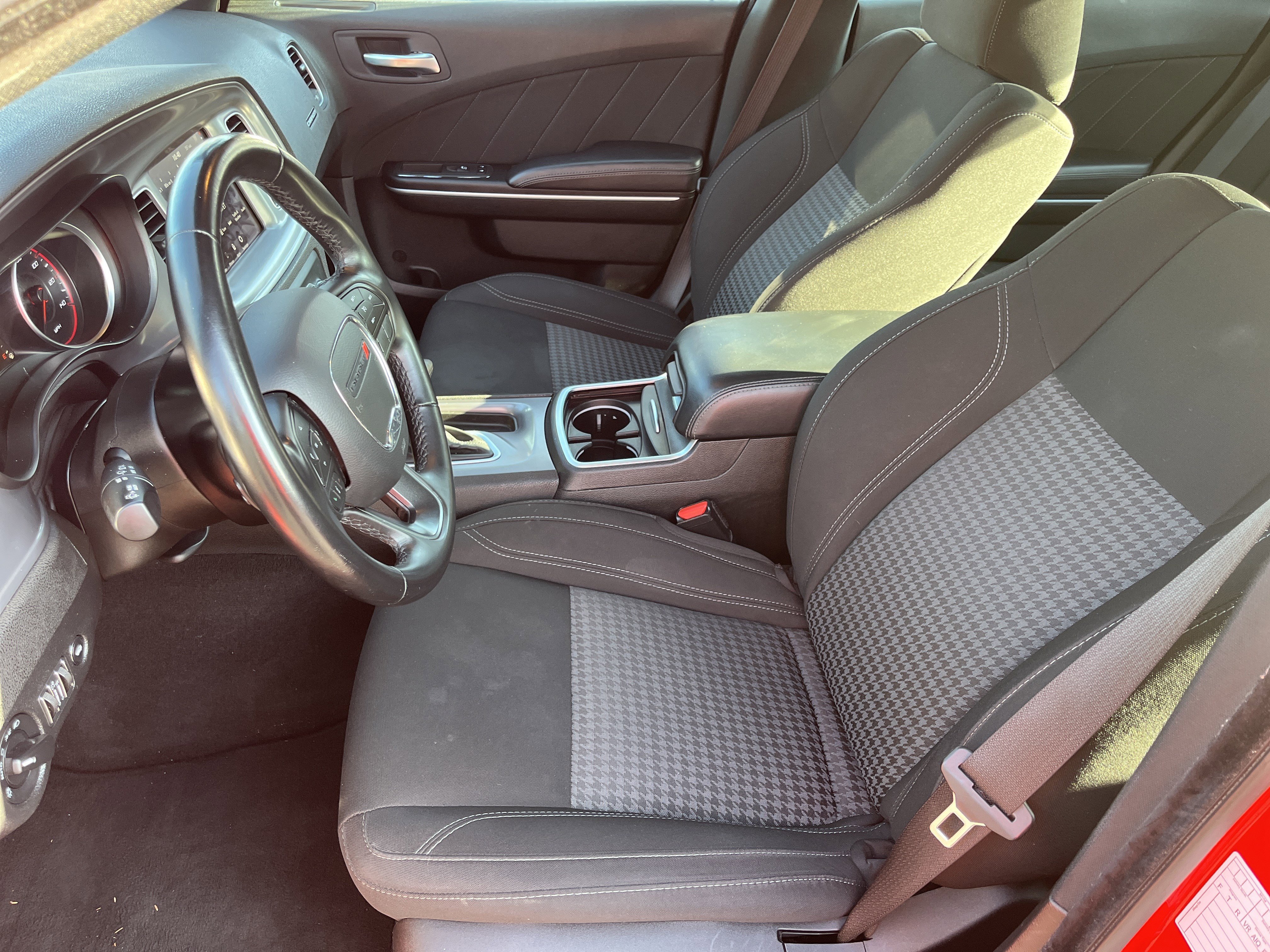 Used 2023 Dodge Charger SXT image 15