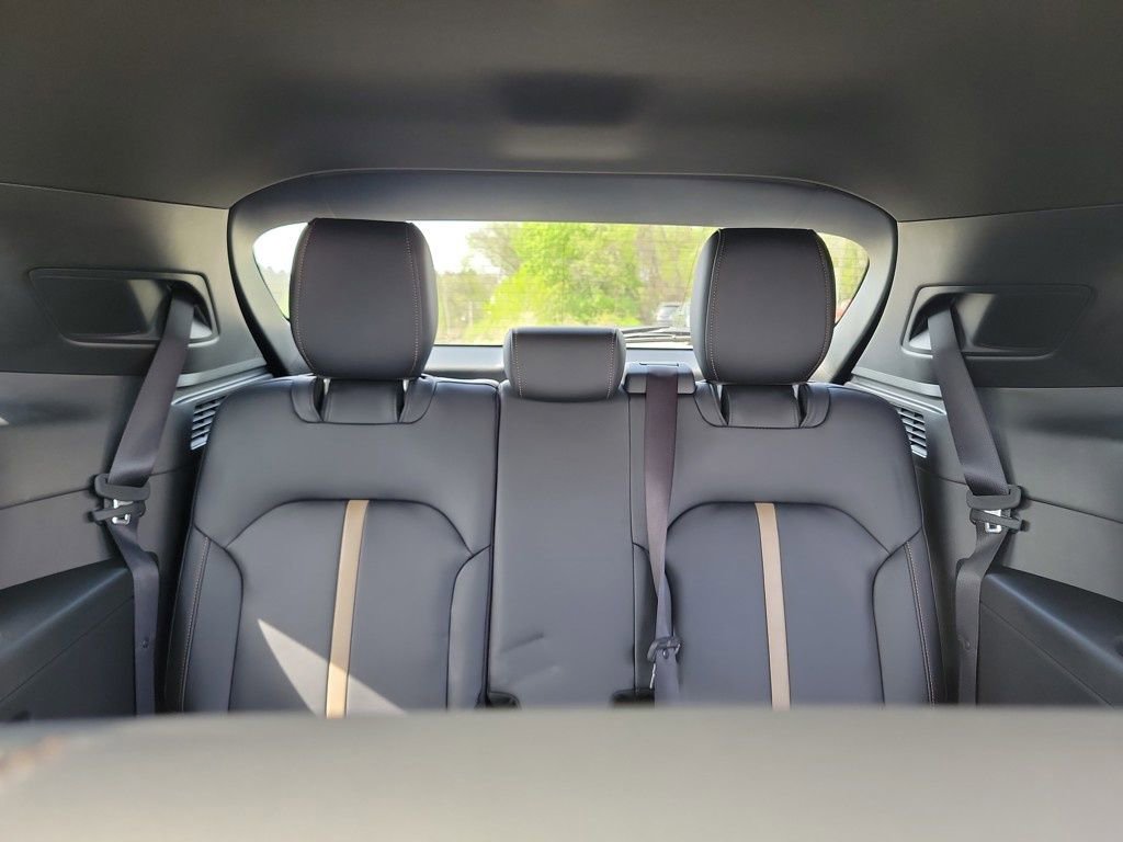 Certified 2025 MAZDA CX-90 3.3 Turbo S w/ Premium Package image 16