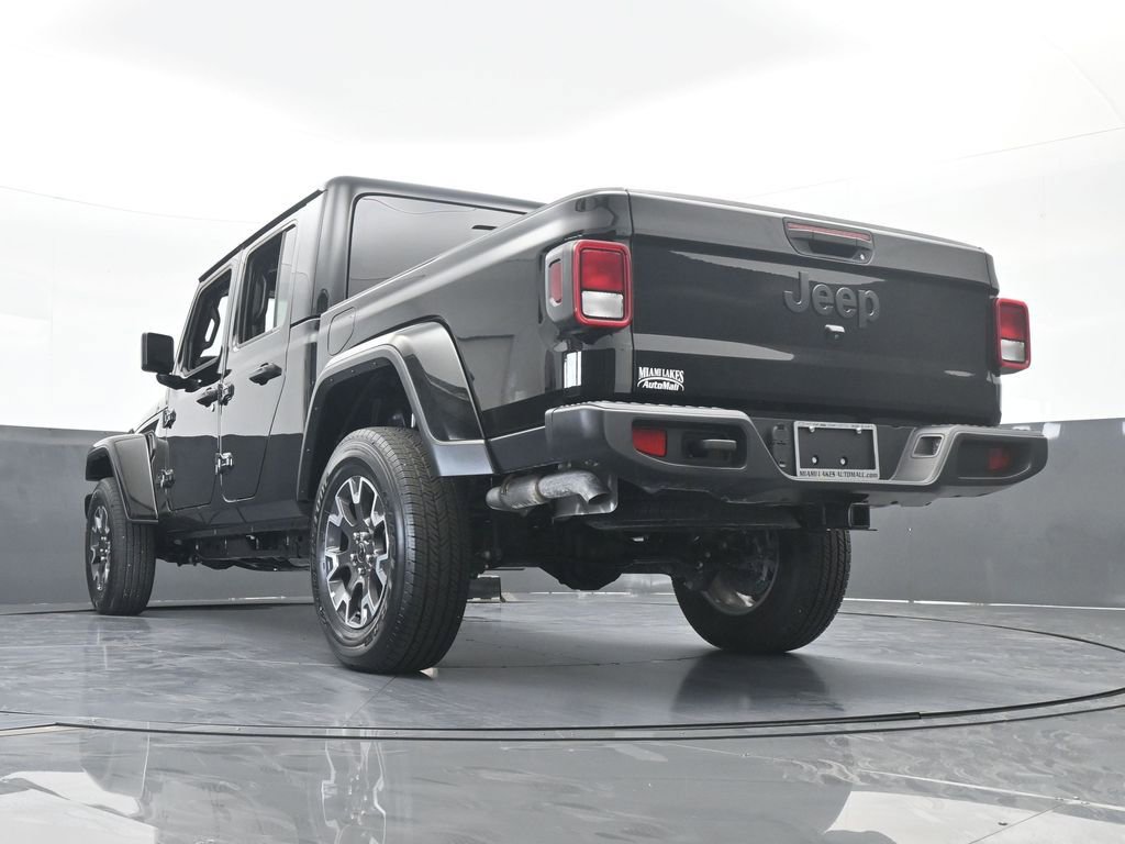 Used 2024 Jeep Gladiator Sport w/ Premium Package image 58