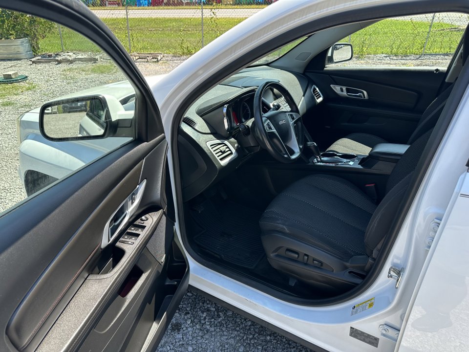 Used 2017 GMC Terrain SLE w/ Convenience Package image 13