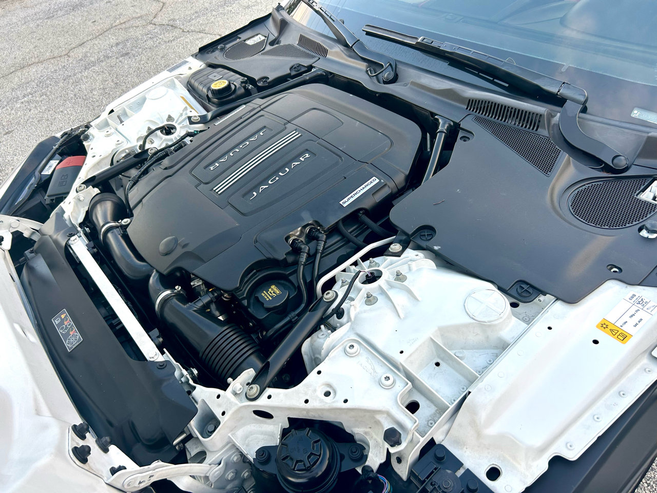 Used 2014 Jaguar F-TYPE S image 24