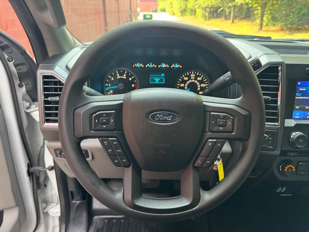 Used 2016 Ford F150 XLT AWD/4WD image 17