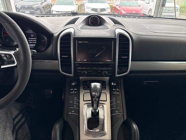 Used 2016 Porsche Cayenne GTS AWD/4WD image 20