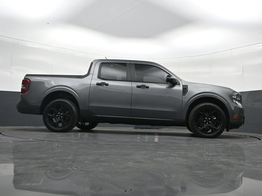Used 2025 Ford Maverick XLT w/ Equipment Group 301A AWD/4WD image 35