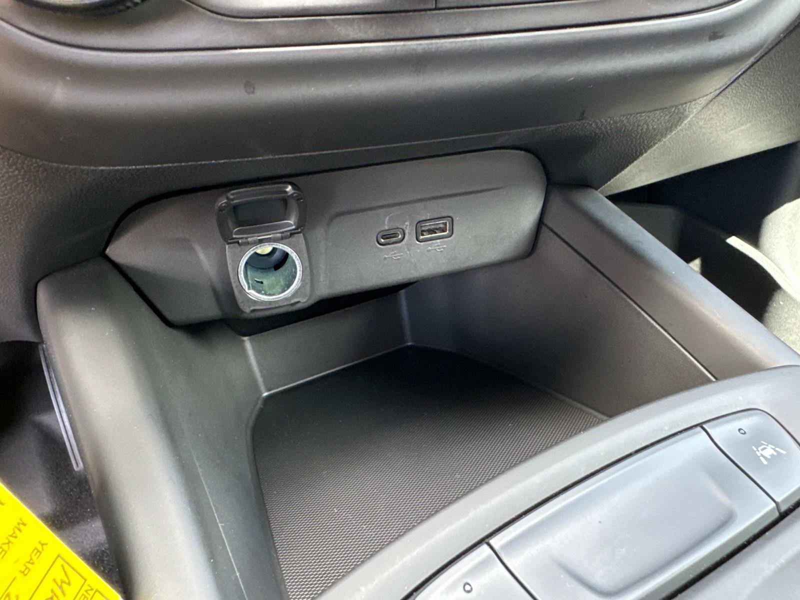 Used 2024 Chevrolet Trax LS w/ LS Convenience Package image 24