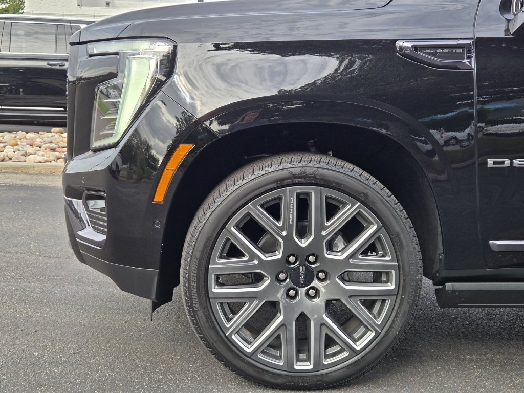 New 2027 GMC Yukon Denali Ultimate AWD/4WD image 6