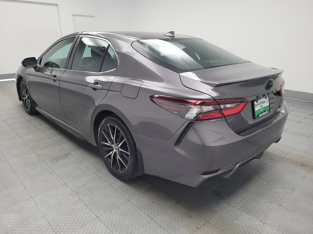 Used 2023 Toyota Camry SE FWD image 5