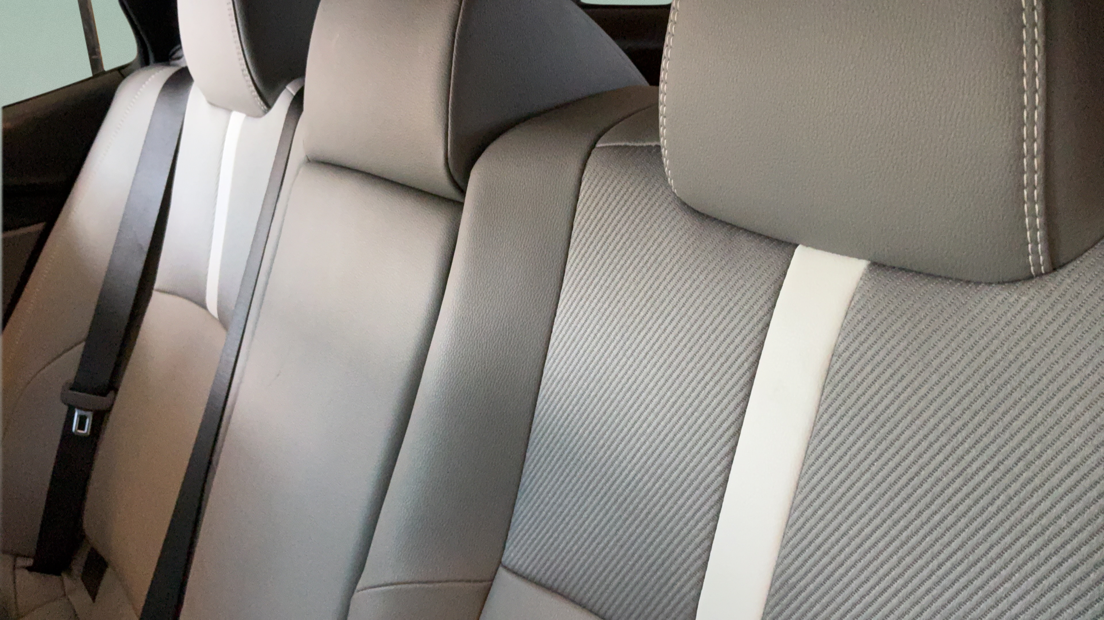 Used 2025 Toyota Camry SE w/ Convenience Package FWD image 28