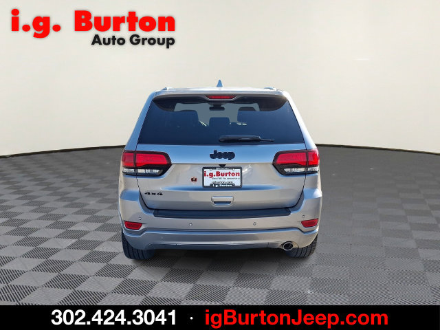 Used 2020 Jeep Grand Cherokee Altitude AWD/4WD image 5