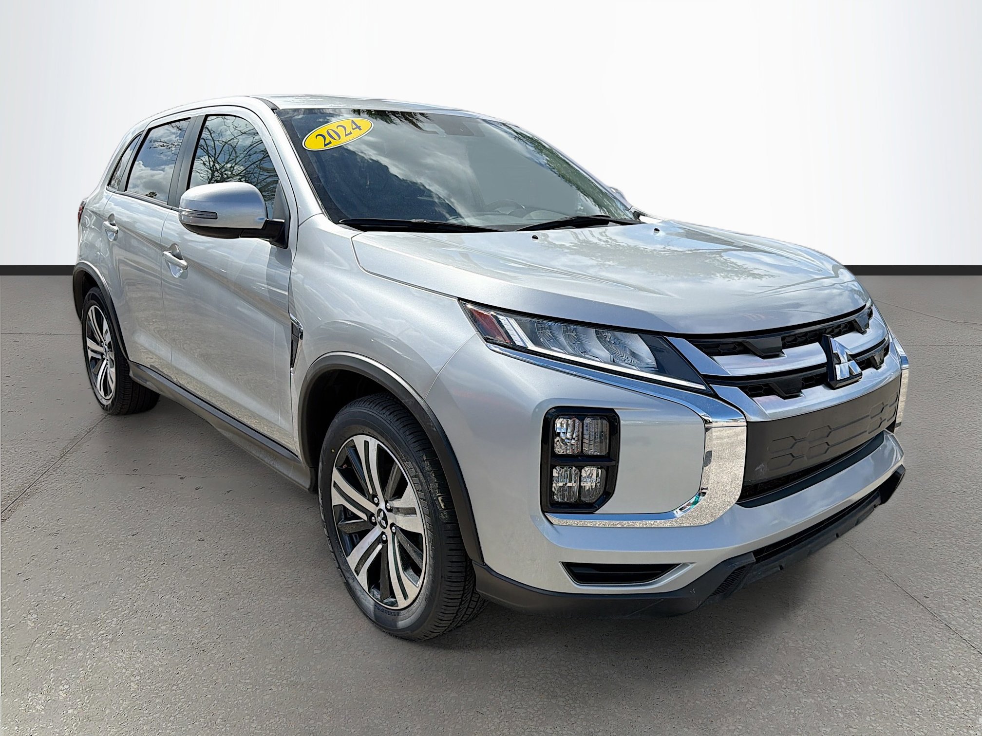 Used 2024 Mitsubishi Outlander Sport SE