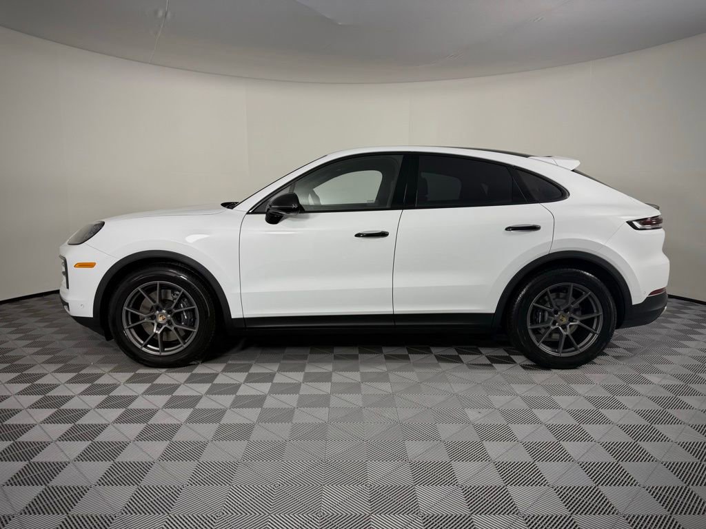 New 2026 Porsche Cayenne Coupe AWD/4WD image 2