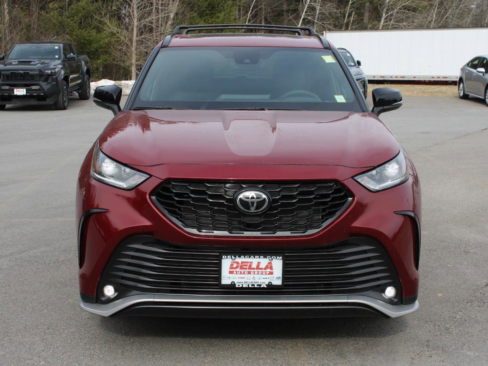 New 2026 Toyota Highlander XSE AWD/4WD image 2