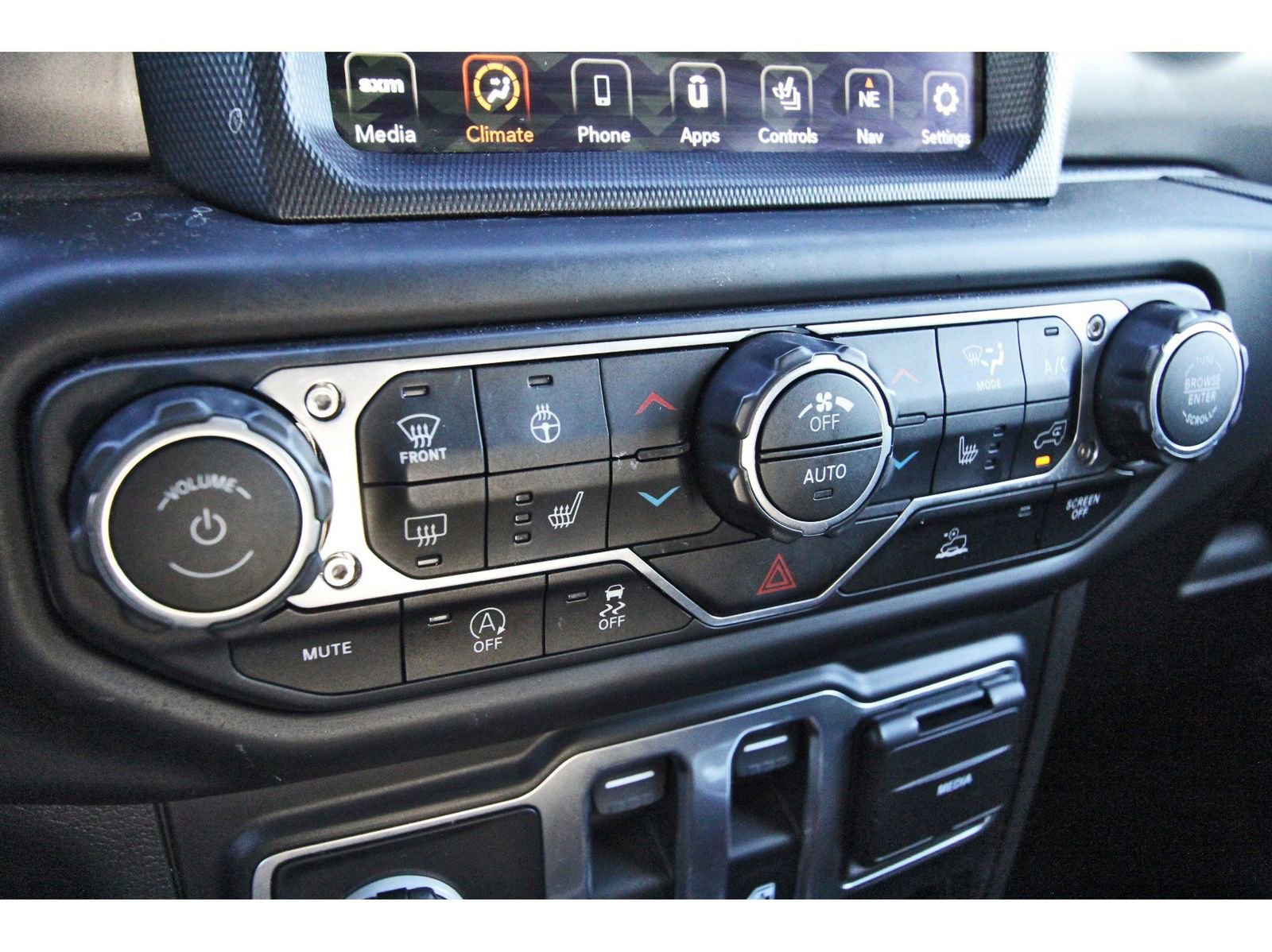 Used 2021 Jeep Wrangler Willys image 25