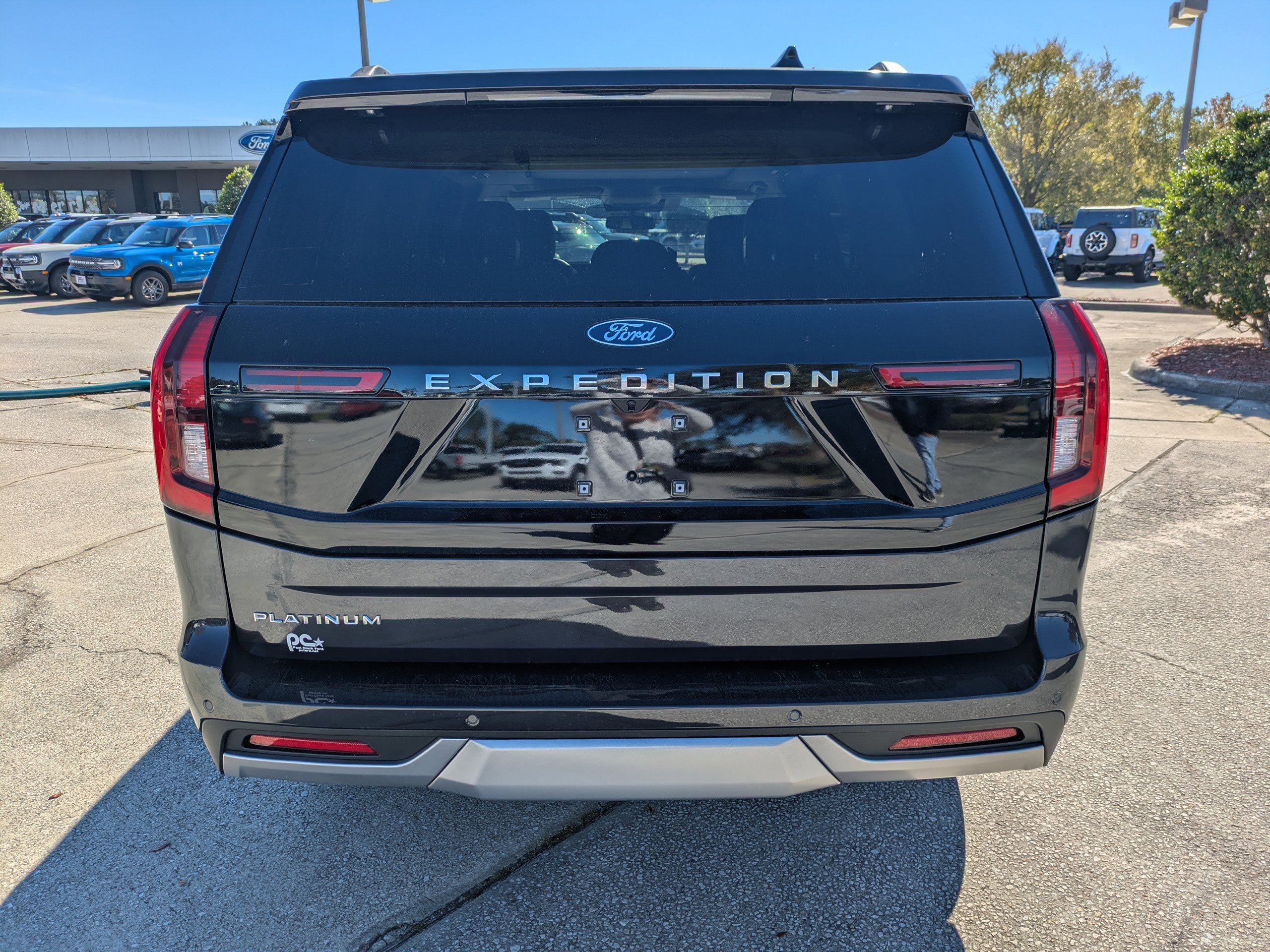 New 2025 Ford Expedition Platinum w/ Driver's Package image 5