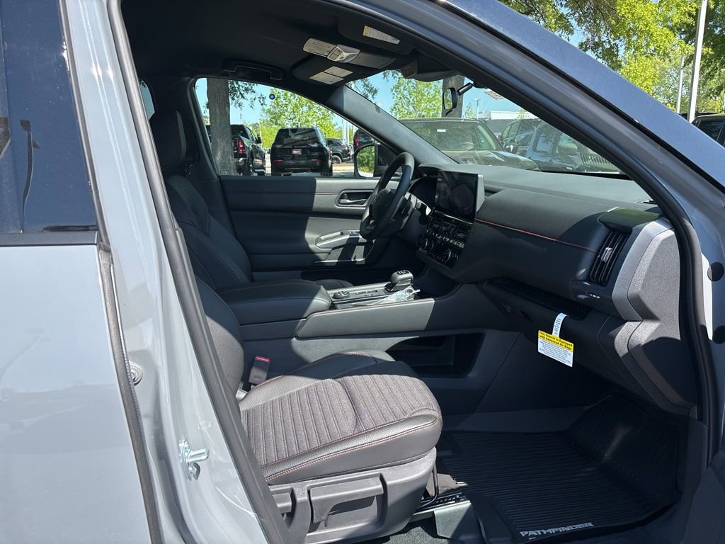 New 2026 Nissan Pathfinder Rock Creek image 20
