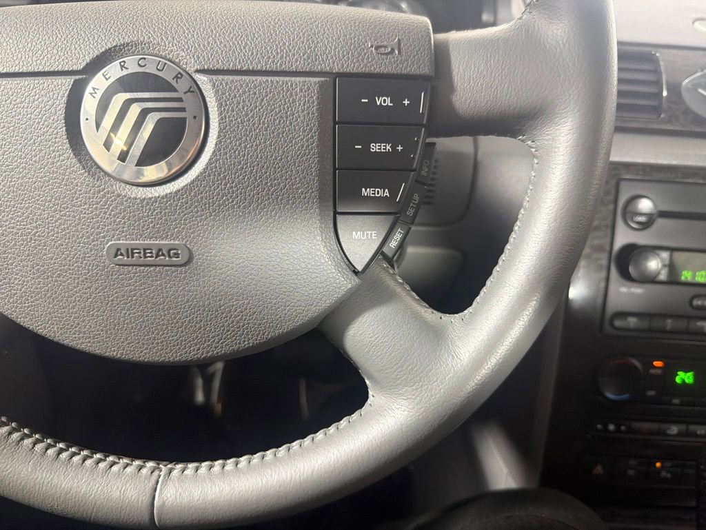 Used 2005 Mercury Montego Premier AWD/4WD image 26