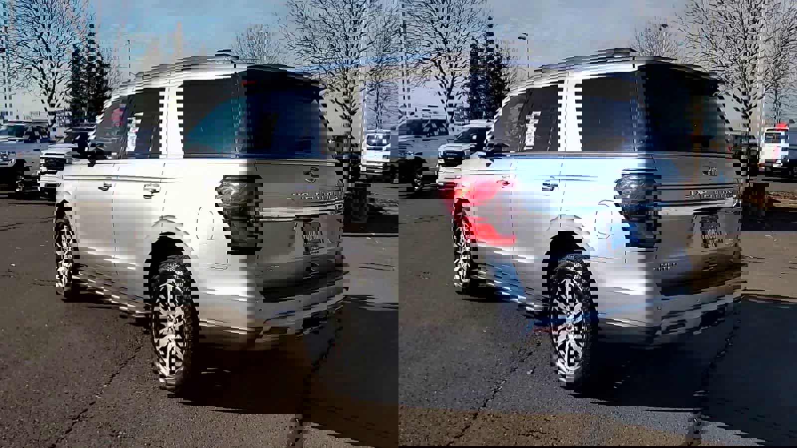 Used 2023 Ford Expedition Limited image 6