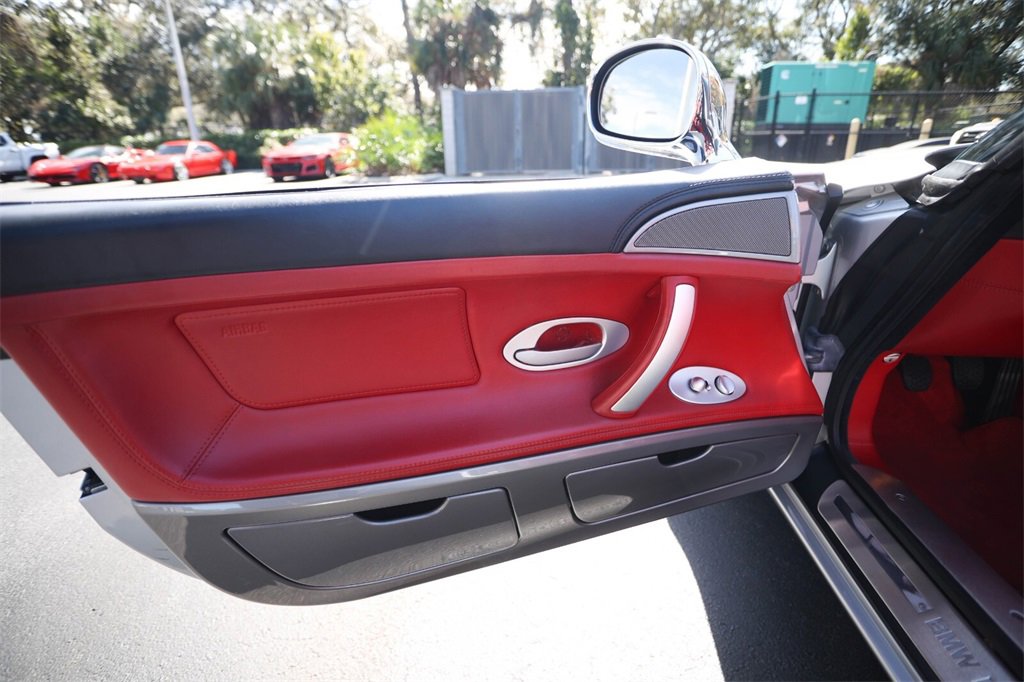 Used 2001 BMW Z8 image 32