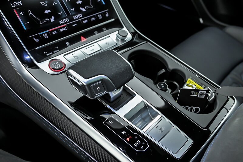 Used 2026 Audi RS Q8 performance AWD/4WD image 28