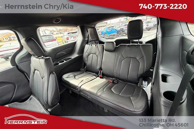 New 2026 Chrysler Voyager LX FWD image 21