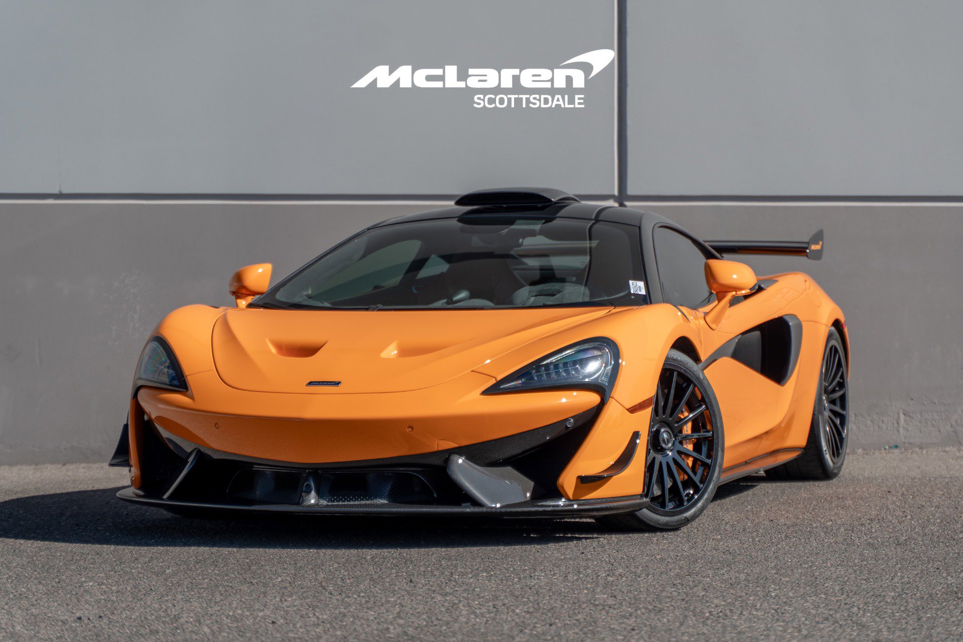Used 2020 McLaren 620R image 2