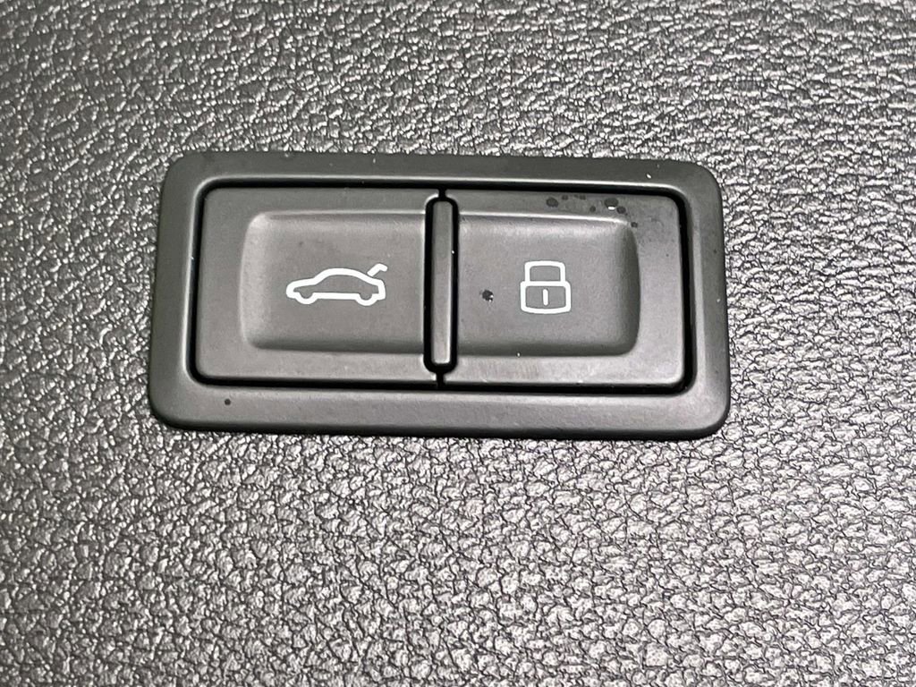 Used 2023 Audi Q5 2.0T Premium Plus w/ Premium Plus Package image 21