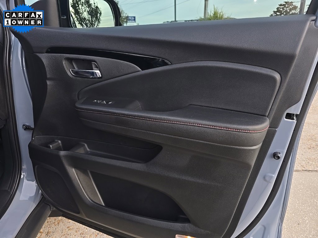 Used 2025 Honda Ridgeline Black Edition image 39