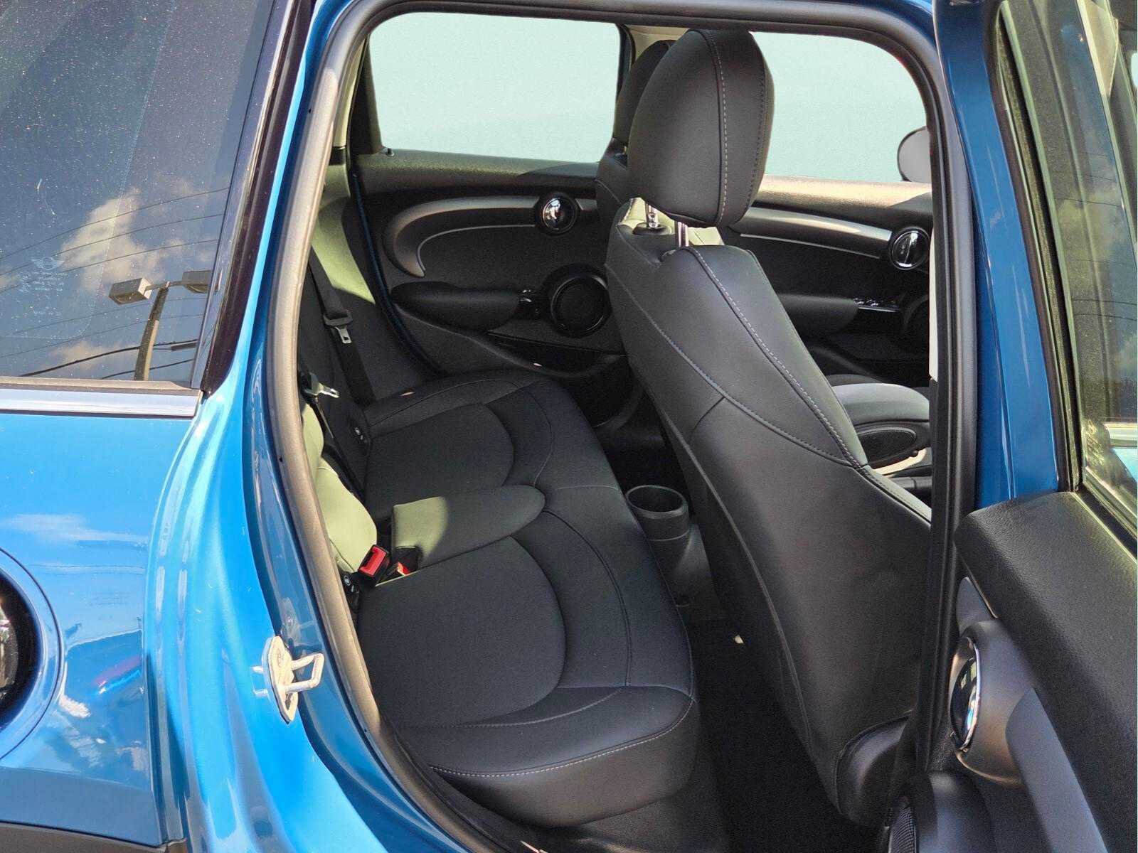 Certified 2024 MINI Cooper S FWD image 18