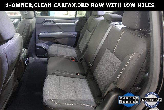 Used 2025 GMC Acadia Elevation image 3