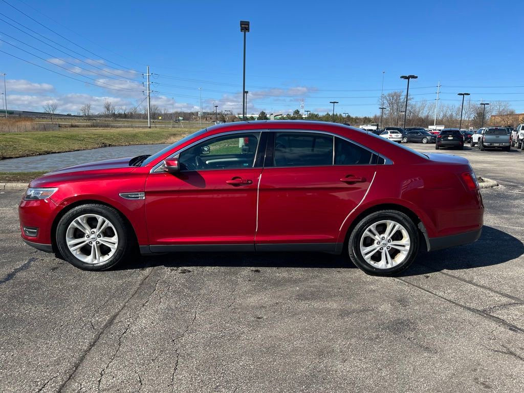 Used 2015 Ford Taurus SEL w/ Equipment Group 201A FWD image 4