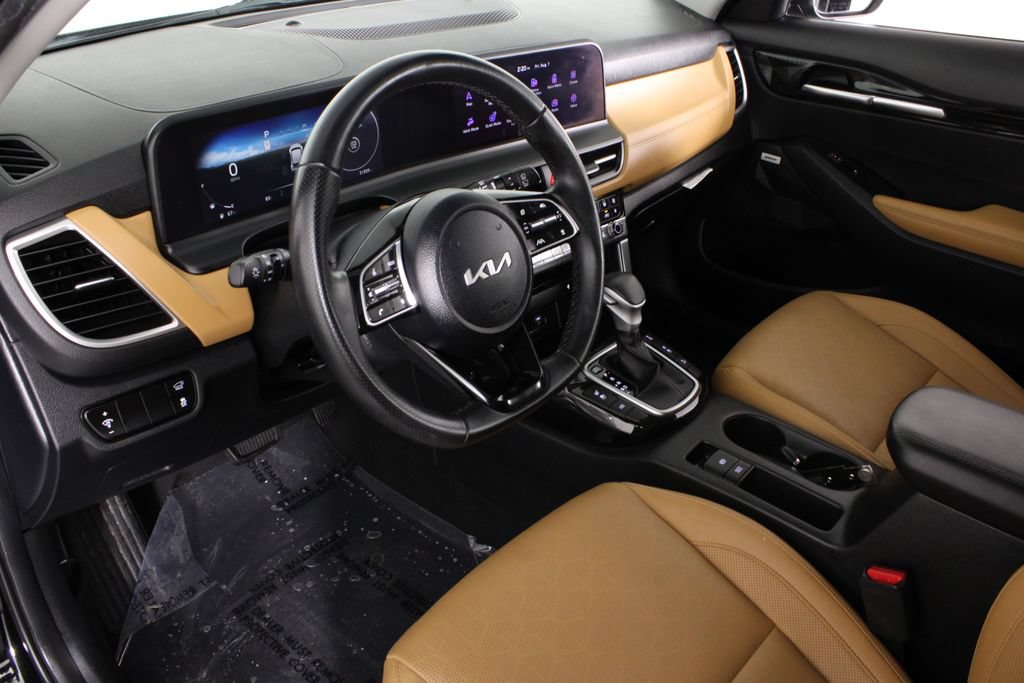 Used 2024 Kia Seltos SX w/ SX Sunroof Package AWD/4WD image 20