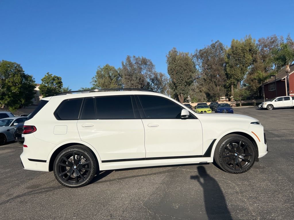 Certified 2024 BMW X7 xDrive40i w/ M Sport Package image 3