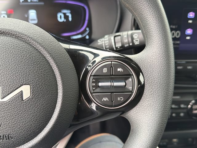 Used 2025 Kia Soul S FWD image 23