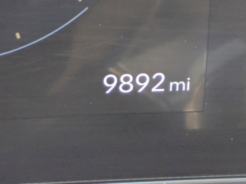 Used 2025 Hyundai Elantra Sport image 32