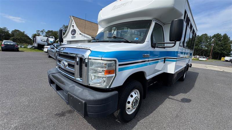 Used 2014 Ford E-450 and Econoline 450 Super Duty w/ Shuttle Bus Prep Package RWD image 9