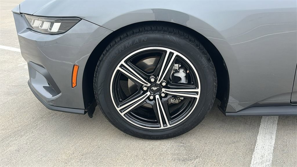 Used 2024 Ford Mustang Premium image 6
