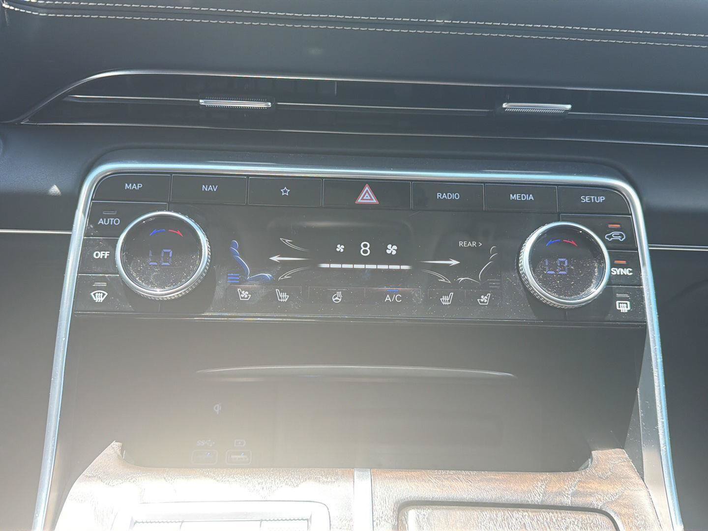 Used 2024 Genesis GV80 3.5T AWD/4WD image 18