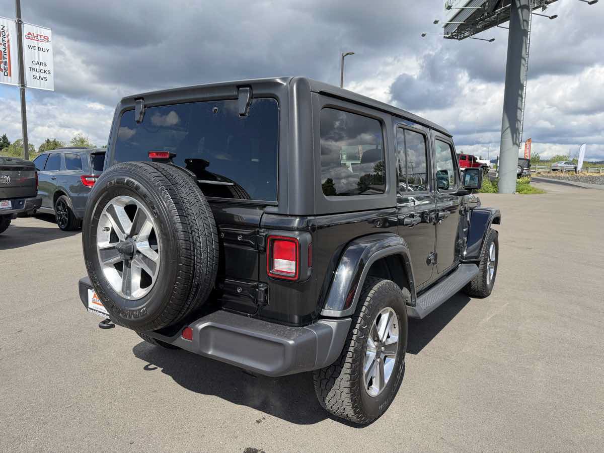 Used 2020 Jeep Wrangler Unlimited Sahara AWD/4WD image 8
