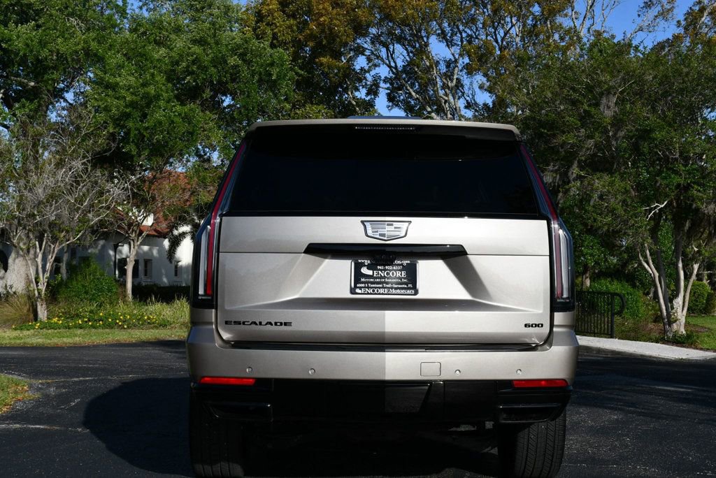 Used 2025 Cadillac Escalade Sport Platinum w/ LPO, ONYX Package image 34