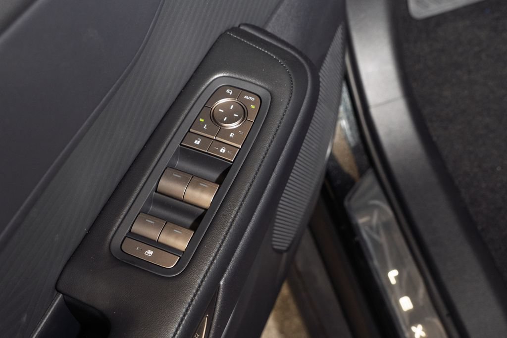 New 2026 Lexus ES 350h AWD image 26