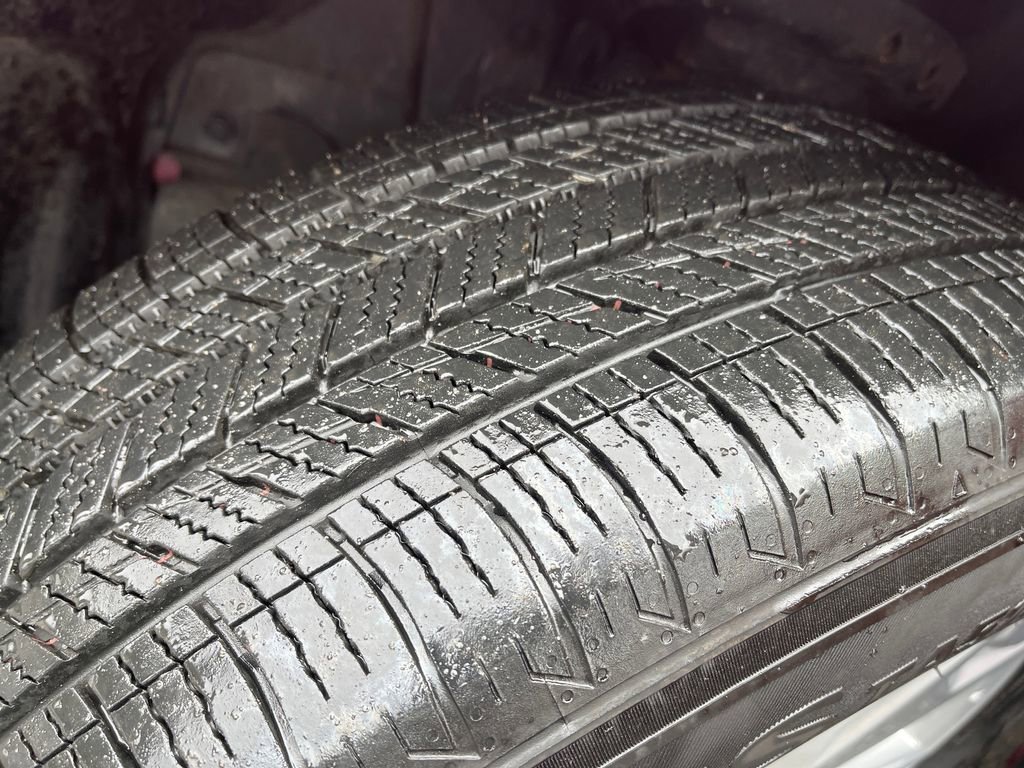 Used 2015 Subaru Forester 2.5i w/ Alloy Wheel Package image 13